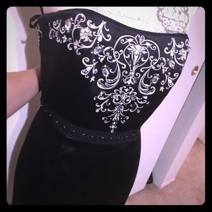 White House Black Market Dress size 0